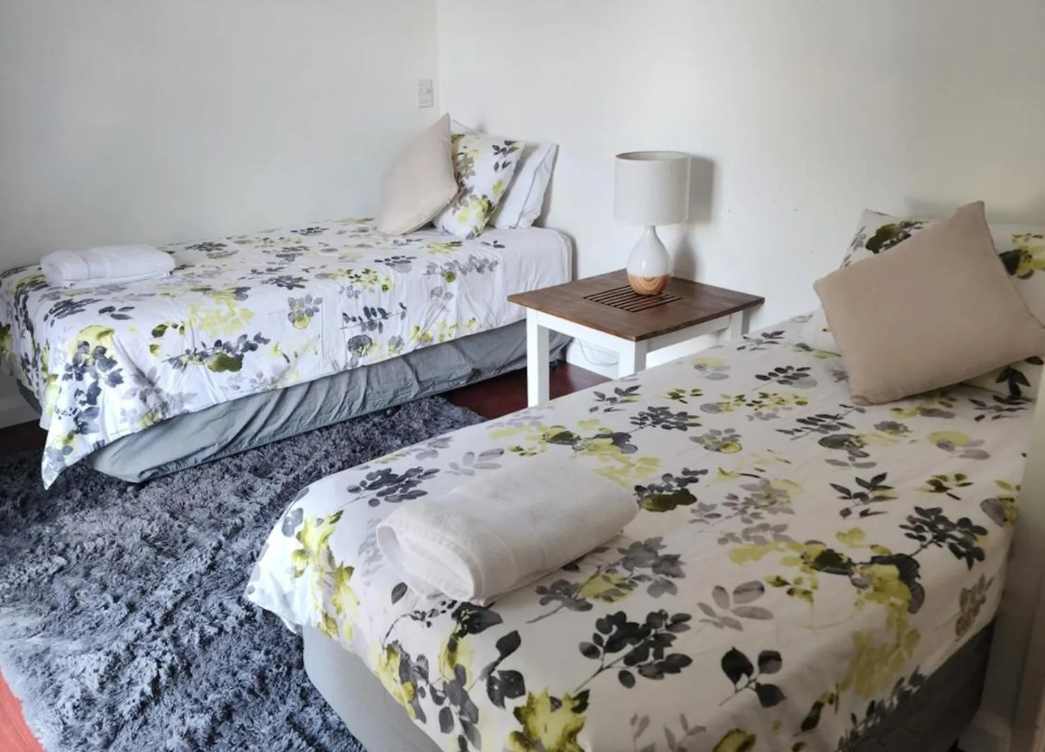 Brom Cottage Mooloolah Bed & Breakfast